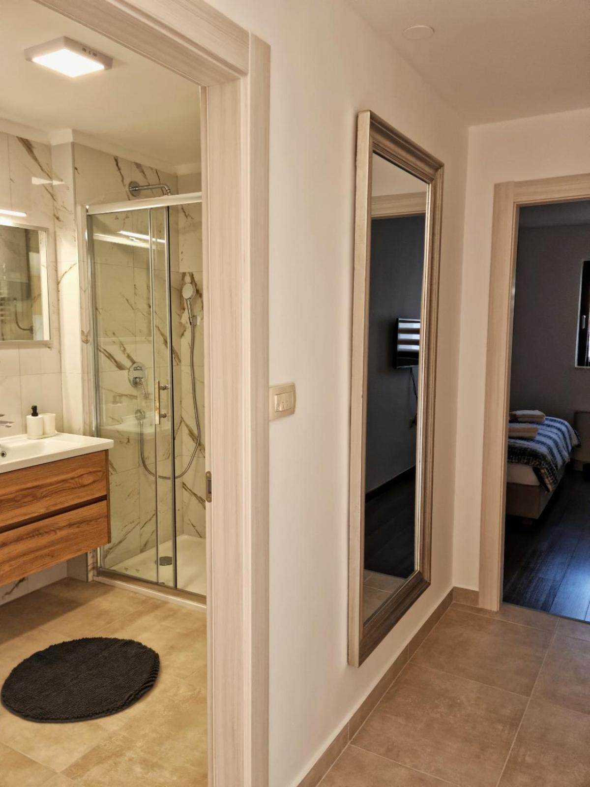 Apartmani Nika 1 Rijeka Extérieur photo